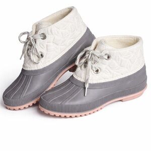 Maurice’s Women’s Quilted Waterproof Boots Gray & Cream